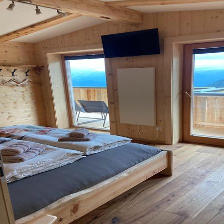 New Holiday Home On The Alm With Terrace And Balcony Zellberg Kültér fotó