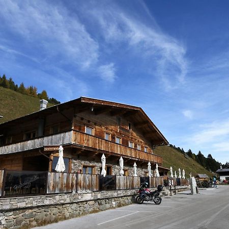 New Holiday Home On The Alm With Terrace And Balcony Zellberg Kültér fotó